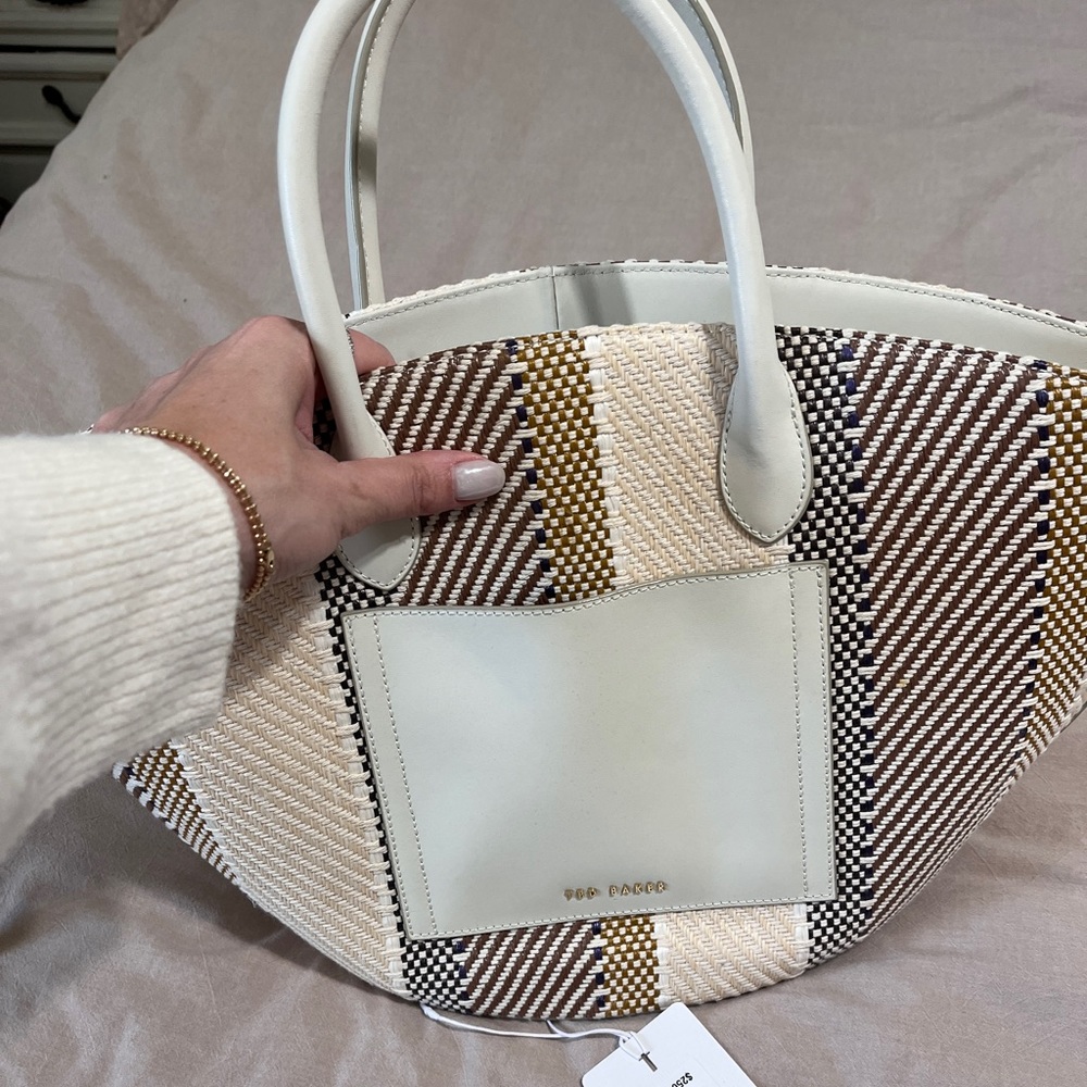 Ted baker handbag tote cream woven embellished like new purse